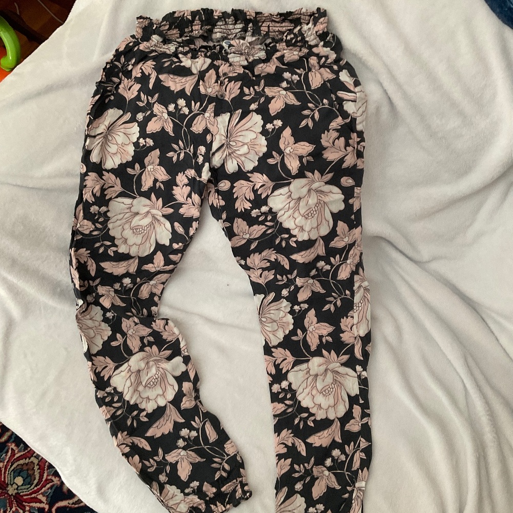 Lovely, soft, lightweight Rayon Pull on pants